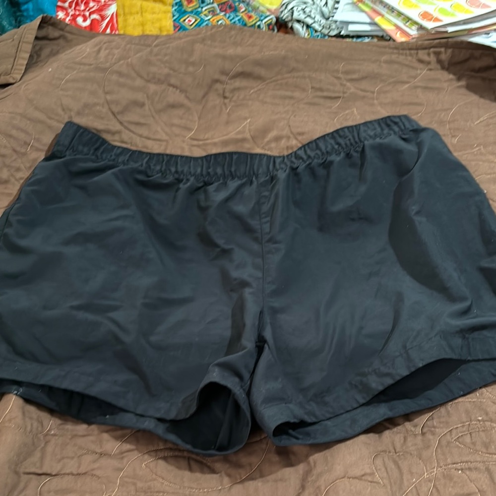 Columbia women’s black dri fit shorts. Size M.